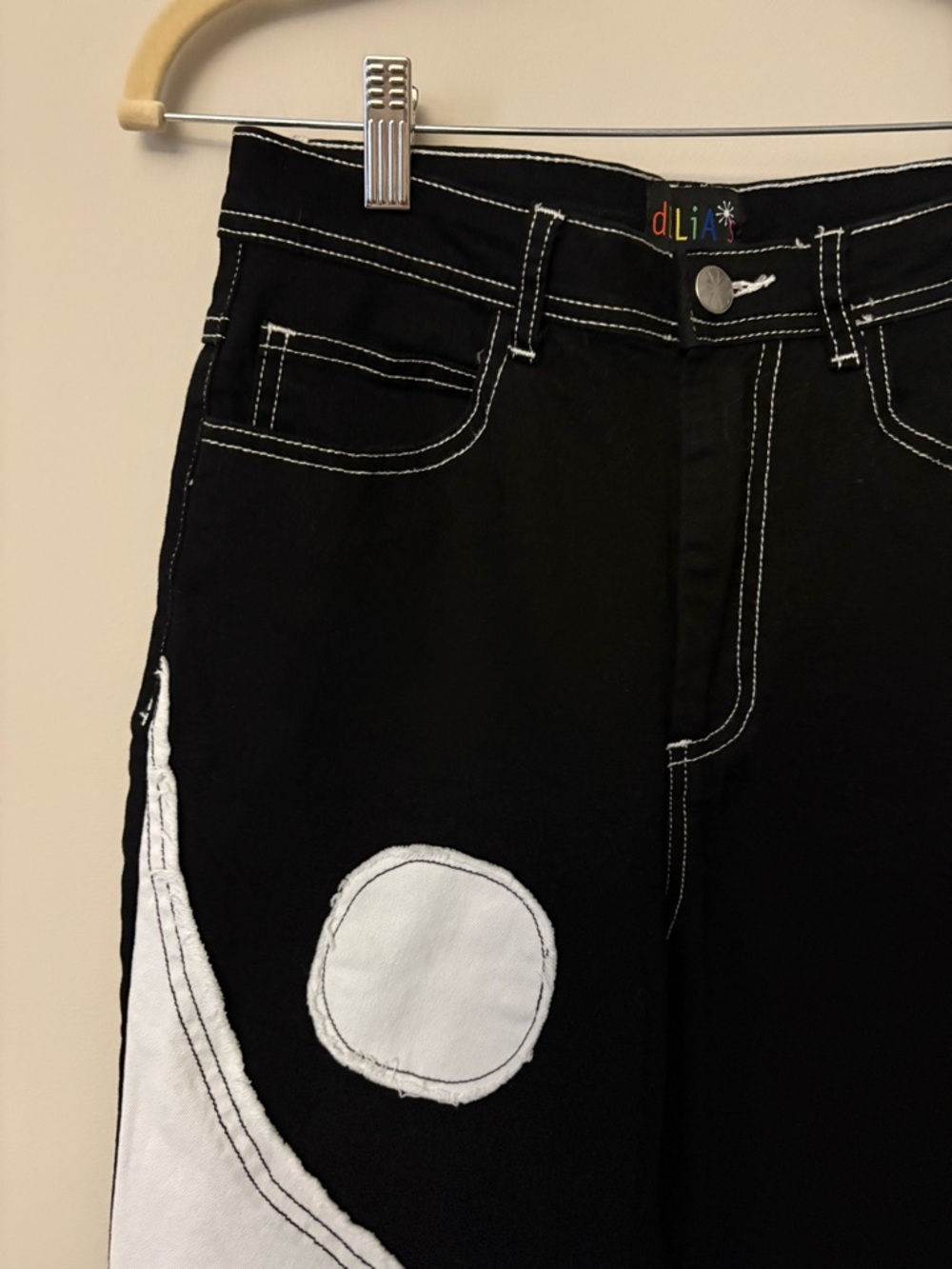 dELiA*s Women's Black & White Patchwork yin yang pants - Picture 5 of 6